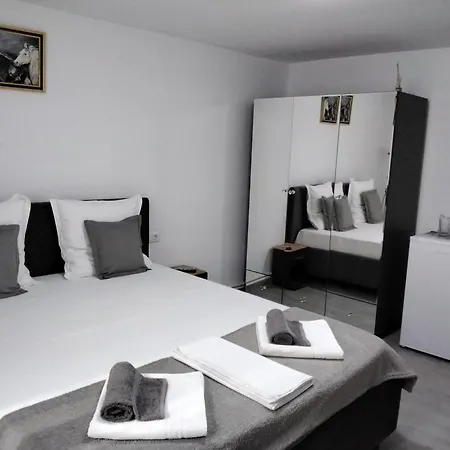Casa Fely * Eforie Nord