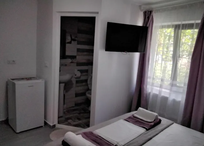 Casa Fely Gazde/Camere de închiriat *