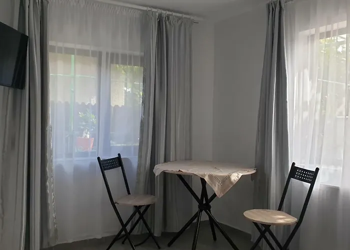 Gazde/Camere de închiriat Casa Fely Eforie Nord